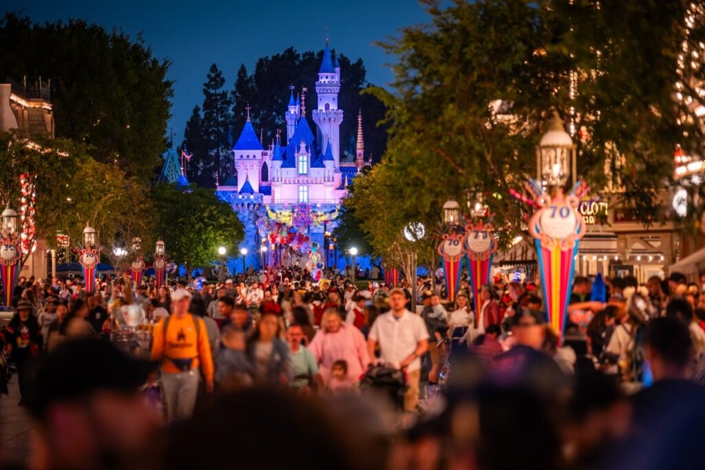 2025 Disneyland Crowd Calendar Disney Tourist Blog